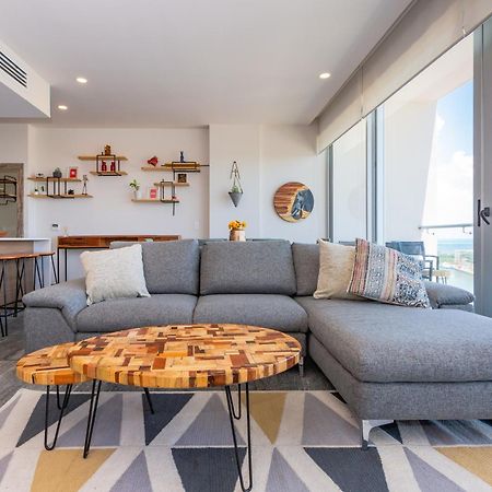 Ocean View Condo - Beach, Pool & Jacuzzi! Cancún Exteriör bild
